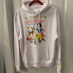 Disney Princess Snow White Hoodie Sz M NWT